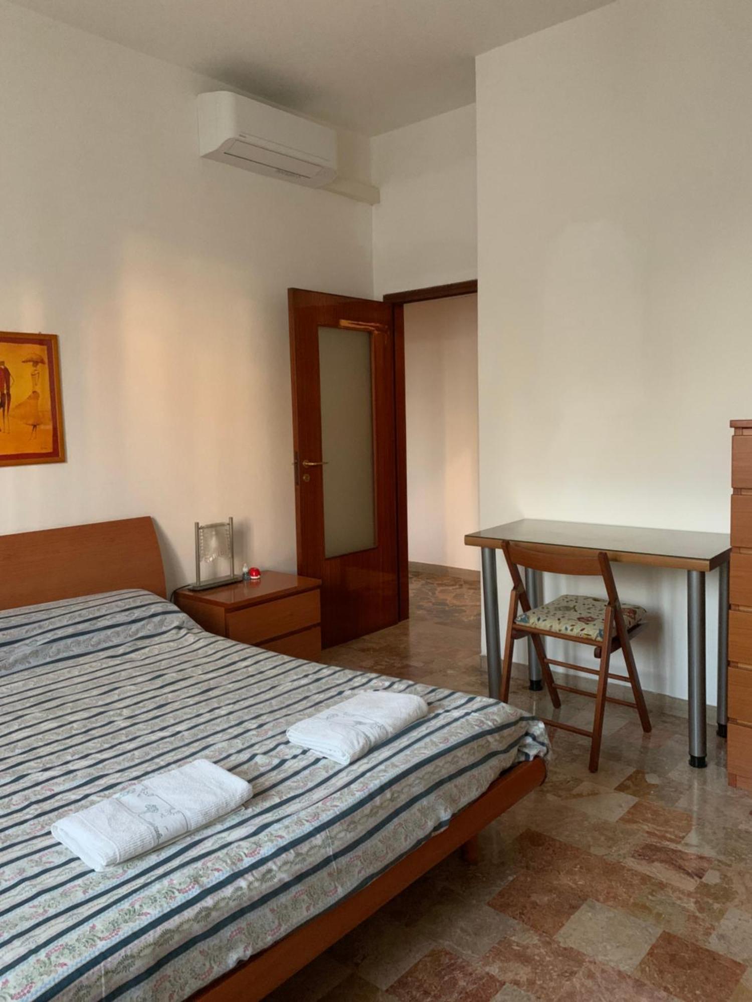 Comfortable Apartament 2 Bedroom Suitable 2-5 Pax Bologna Exterior photo
